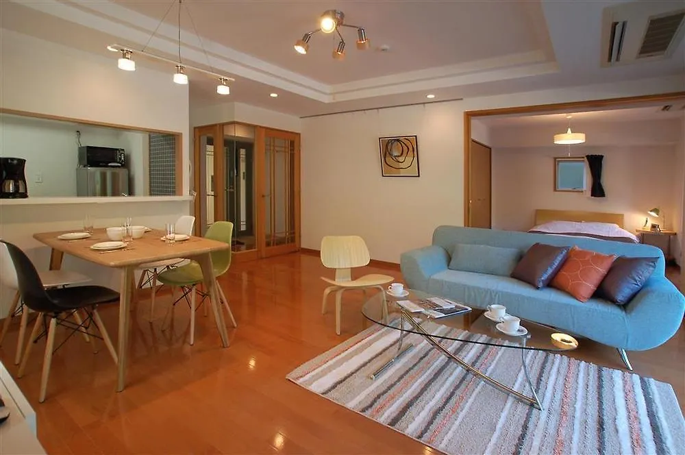 Oakwood Residence Aoyama Tokyo 4*,  Japonya